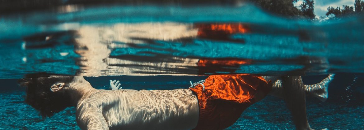 Why Choose On-Site Lifeguard Certification?